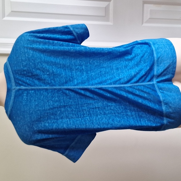 3/$20 Reebok Excersise 2-Top Bundle Size S/M - Picture 10 of 16